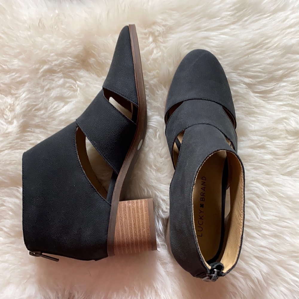 Lucky Brand Ralwan Ankle Boot 🍀